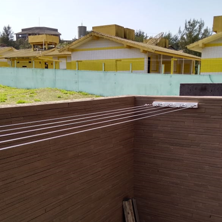 Varal Artesanal de Muro Parede a Parede Fixo